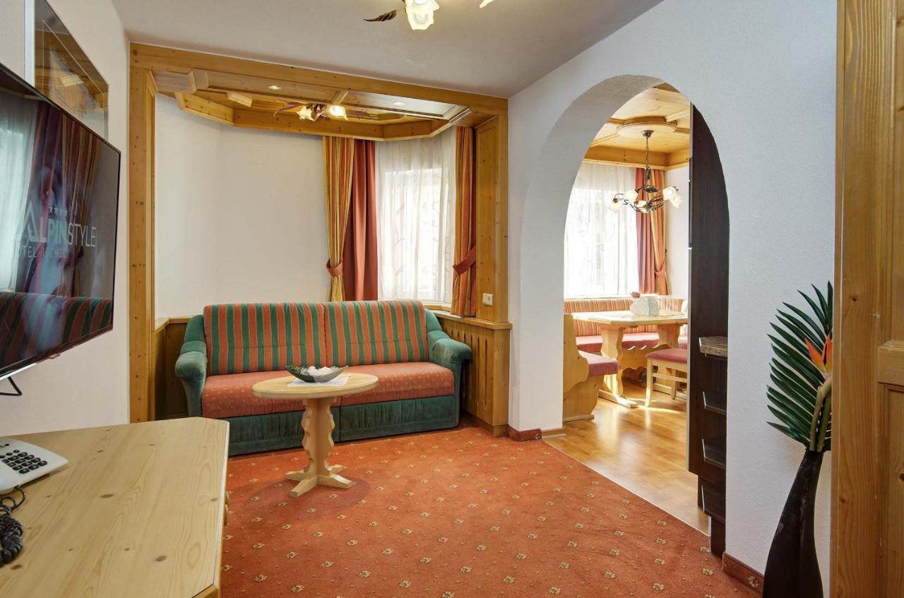 Alpinstyle Hotel Ischgl Exterior photo