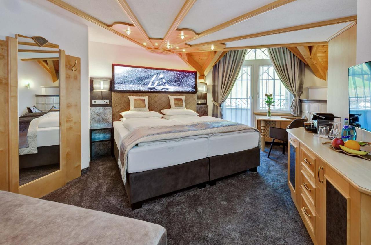 Alpinstyle Hotel Ischgl Exterior photo